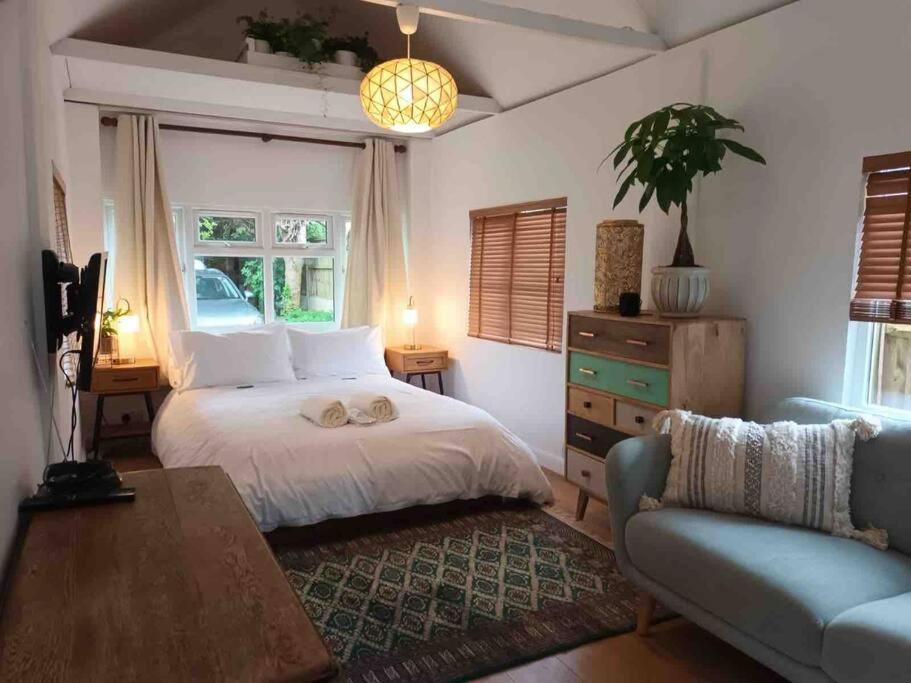 River Cabin Retreat シェパートン エクステリア 写真